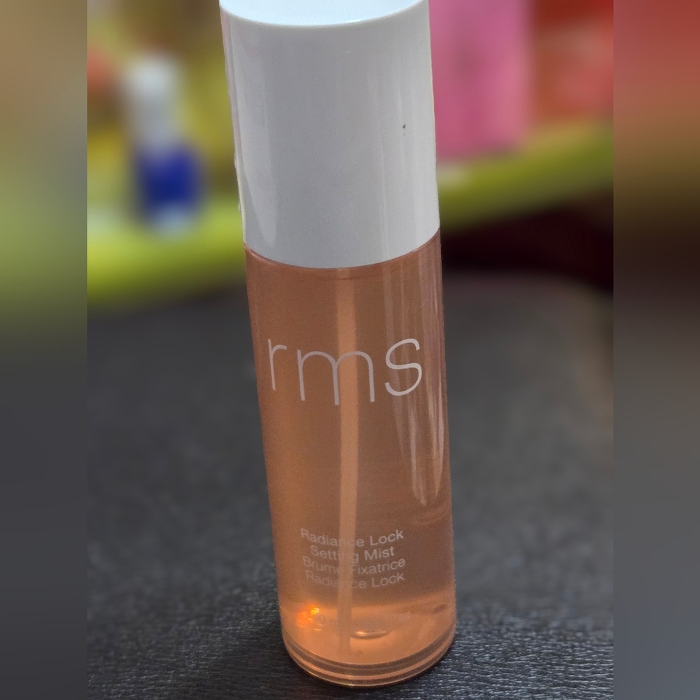 Price Is Final- RMS Beauty Radiance Lock Setting Mist 100 ml - Picture 4 of 8